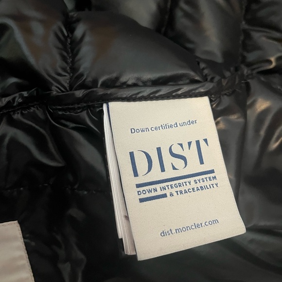 Women’s Moncler Armoise Jacket - Picture 8 of 12